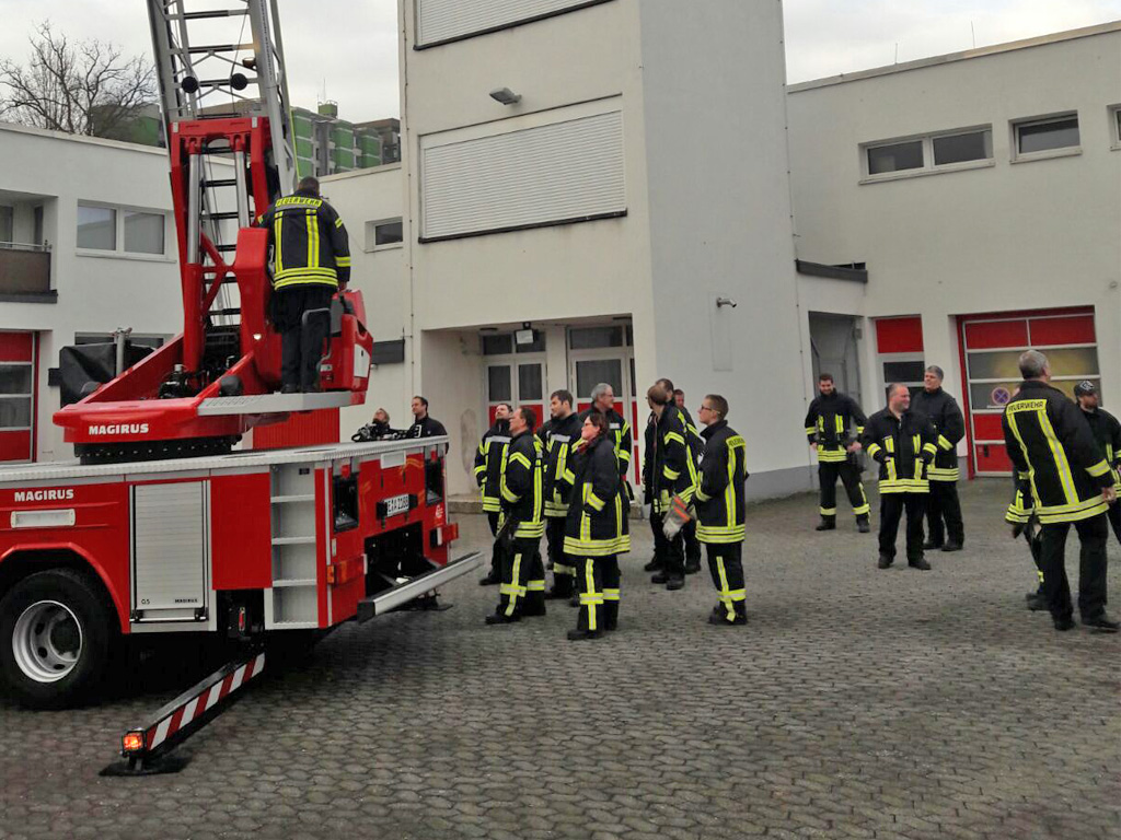 Drehleiterausbildung für den LZ Ebbe