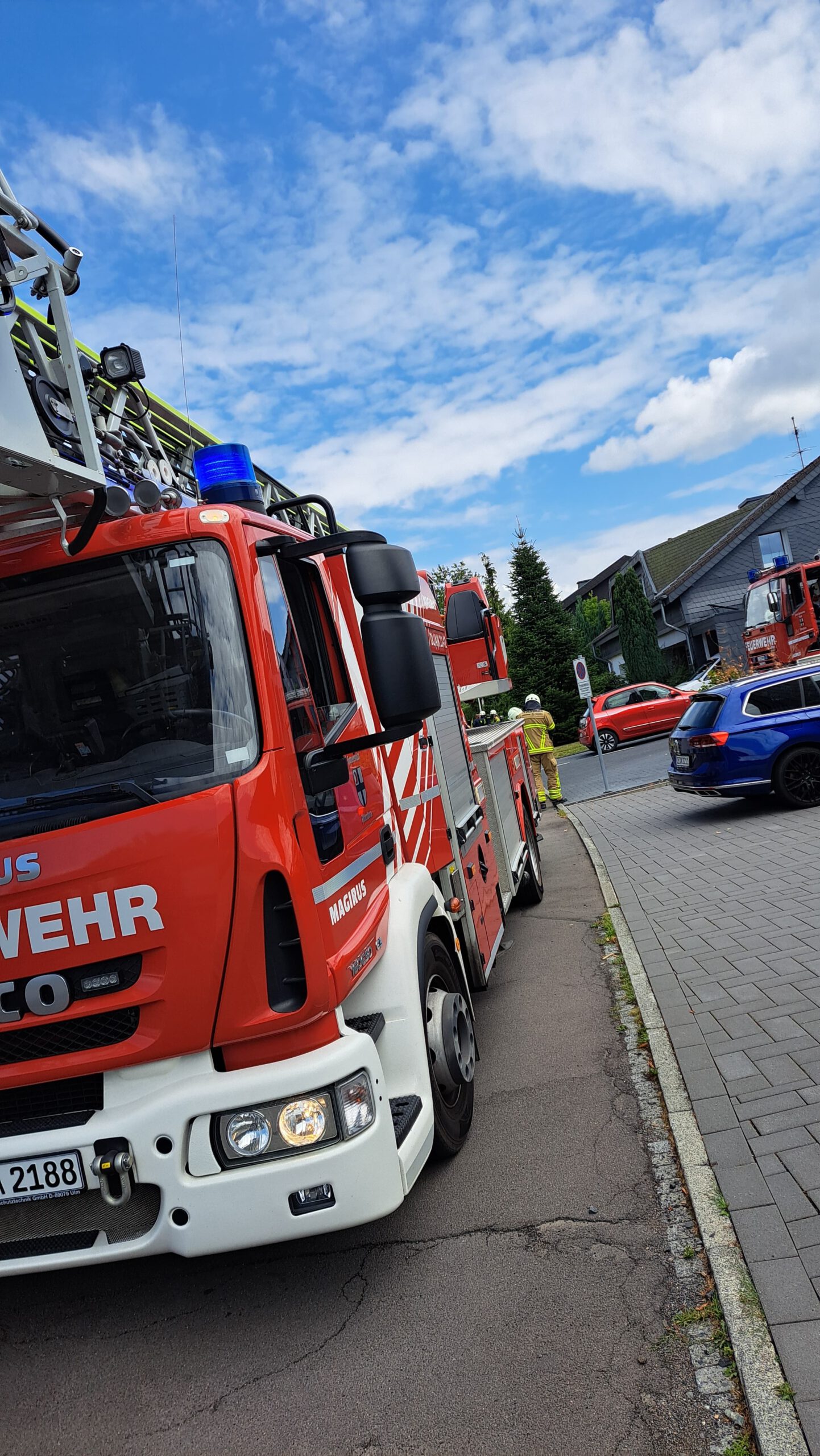 Zwei gemeldete Wohnungsbrände innerhalb einer Stunde